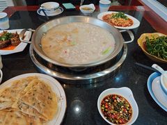 -老来福·非遗酸汤兔(凯旋路店)