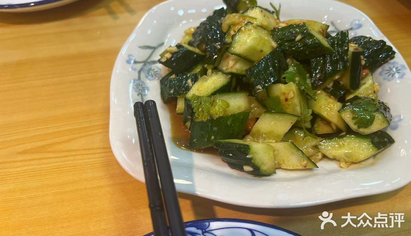 夜宵时间烧烤探店记[惊叹]