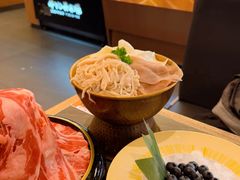 -牛YO寿喜烧·铁板烧和牛火锅自助(市府恒隆店)