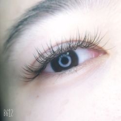 -潮店·虞妃妮轻奢美甲美睫馆