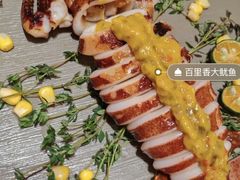 -小董哥烤串·爆汁大油边(故宫店)