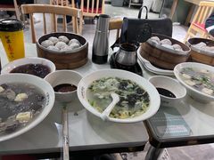 -百年尹氏汤包(湖南路狮子桥店)