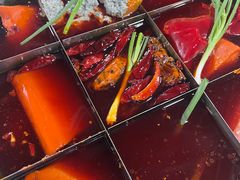 -正南齊北重庆老火锅(光华村直营店)