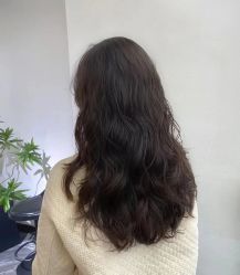 -虫二·专注健康烫染沙龙