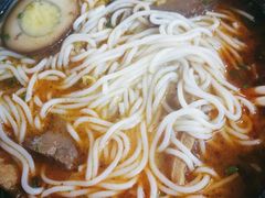 -花溪巷牛肉粉(泉城路店)