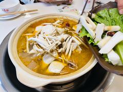 -土连锅·现熬养生汤锅(梁家巷店)