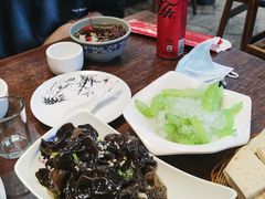 -超越炭火牛蛙火锅鸡(河东店)