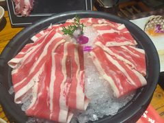 -老牌坊云南鱼豆花火锅(爱建店)