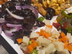 素拼凉菜-叁宝烤肉• 西安烧烤 领跑品牌(曹家堡店)
