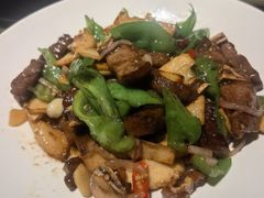 -铜锣湾·有麝自然香(重庆新天地店)