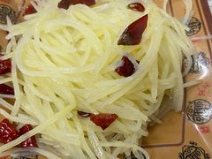 酸辣土豆丝-顾师傅特色炒菜(富民路店)