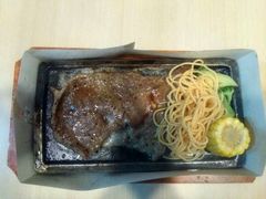 -必胜客(安盛金马店)