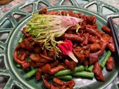 -粤·向群饭店(麓景路店)