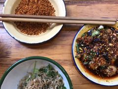 -拈签一笑黄牛肉辣卤串串