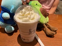 -星巴克(上海虹桥站2A检票口)