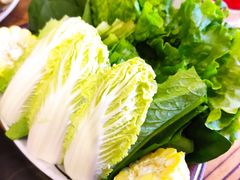 -毛辣果·贵州红酸汤牛肉火锅(西单店)