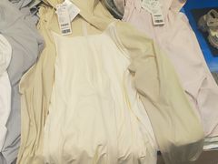 -hotwind热风(世纪东方广场店)