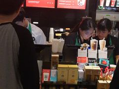 -星巴克(广州动漫星城东区店)