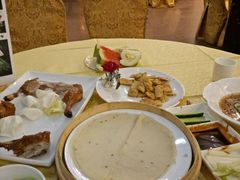 -方鼎食府