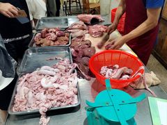 -标记美食新鲜猪杂(兴南大道店)