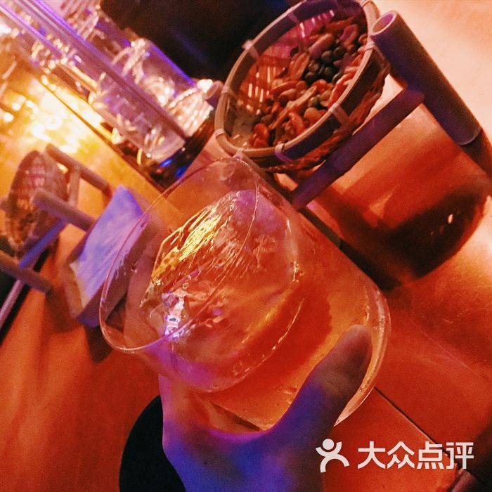 the haploid鸡尾酒吧