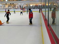 -冠军冰场CHAMPION RINK(凯德广场店)