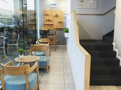 -焙丽拾光(麦凯乐直营店)