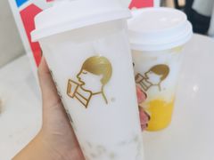 -喜茶(上海打浦桥日月光gelato lab+店)