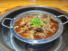 -大众跷脚牛肉馆·非遗传承单位(峨眉山店)