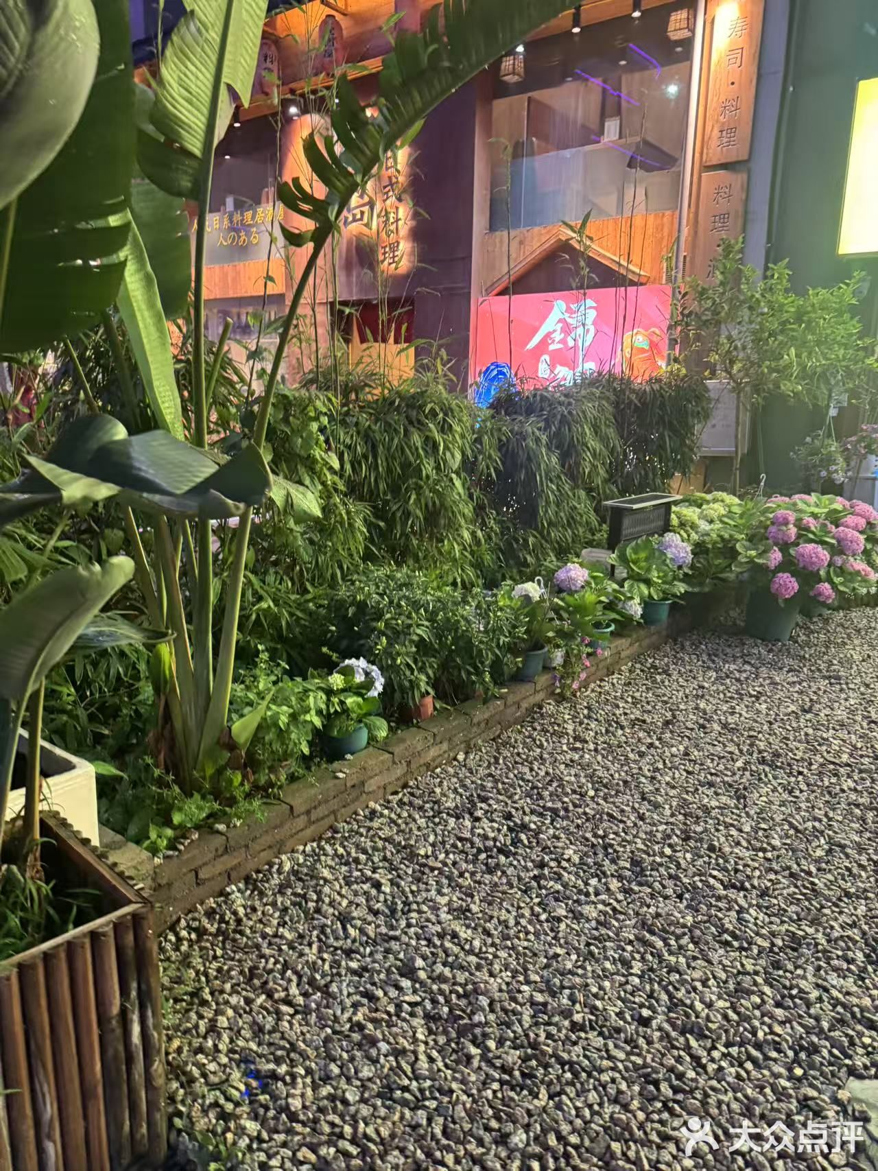 最近我挖到一家超绝大满足的南洋记东南亚餐厅