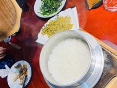 -魏铭鱼头捞饭(晋阳路店)