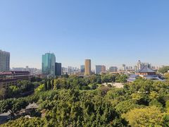 -广东大厦酒店(广州北京路步行街纪念堂地铁站店)