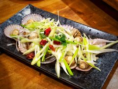 油泼扇贝-老东镇啤酒屋海鲜加工·蒸汽海鲜·海鲜烧烤(台东店)