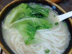 -南苑风味过桥米线(革新路店)