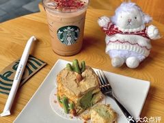 -星巴克(上海虹桥新天地二店)