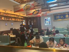 -阿瓦山寨·湘菜现炒·剁椒鱼头王(咸阳总店)