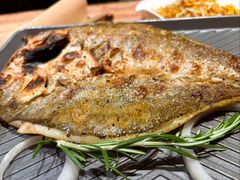 罗布泊烤鱼-耶里夏丽·丝路新疆菜·清真食品(徐汇南丹东路臻选店)