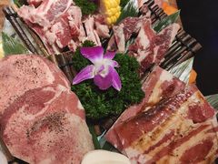 -明洞阿姨·韩式酱蟹烤肉·创意料理(三元桥店)