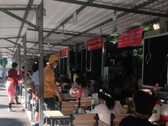 大堂-金鸡岭农贸市场