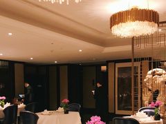 大堂-Yan Ting 宴庭中餐厅(上海静安瑞吉酒店)