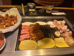 -臻牛烤肉