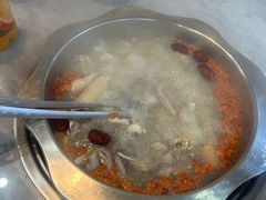 -光头药膳鸡(莱茵小镇店)