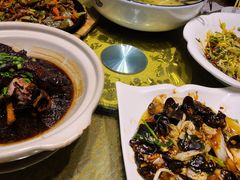 木耳白菜烧丸子-老码头黑皮肘子锅包肉(赣水路店)