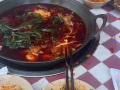 -赵美丽·重庆社区火锅·直营店(火车东站·中豪国际店)