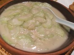 清炒丝瓜-吃饭皇帝大土家民族菜(正大广场店)