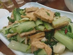 -漁耕小厨农家院(武当山店)