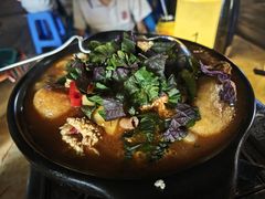 -大富蚝乌东哥饭店·石锅鱼杂·柠檬鸭(革新路店)