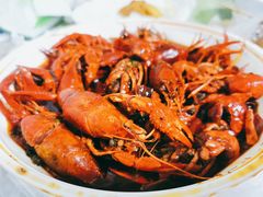 -扒虾小妹儿麻辣海鲜(宏图街店)