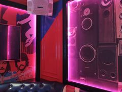 -UK派对KTV(日月广场店)
