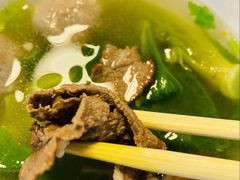 -吕记潮汕牛肉火锅(海宁海昌南路店)